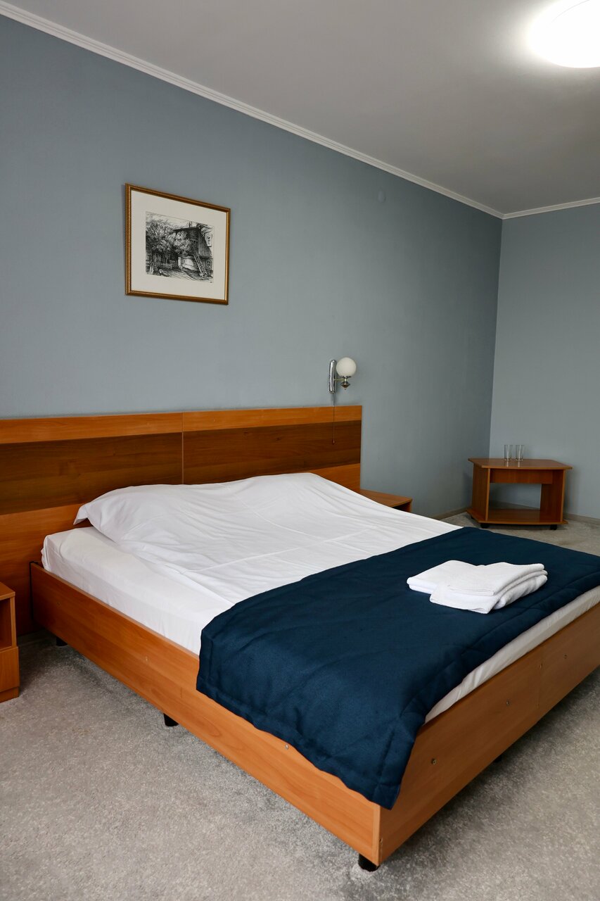 Фото Гостиница Бристоль Ейск-157 Гостиница Бристоль Ейск-157