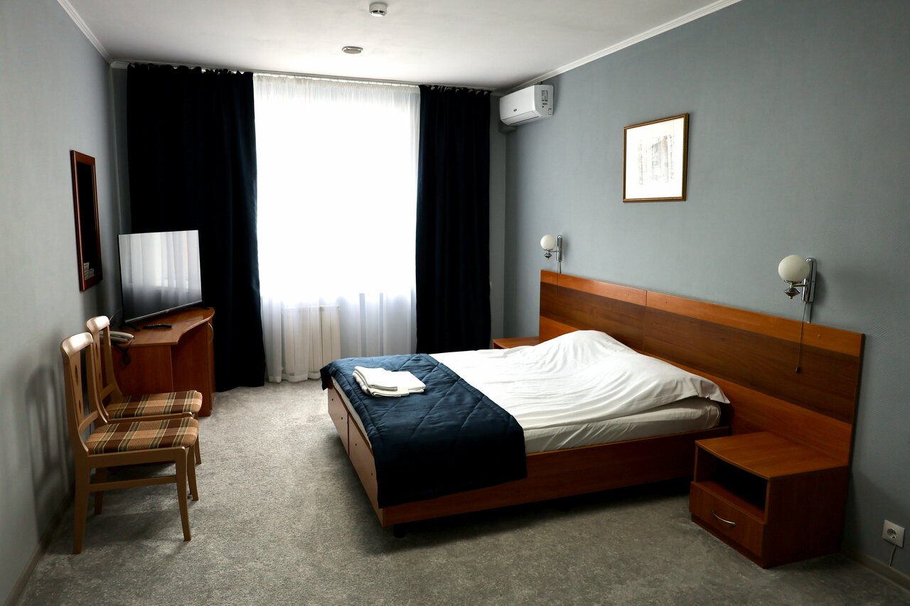 Фото Гостиница Бристоль Ейск-230 Гостиница Бристоль Ейск-230