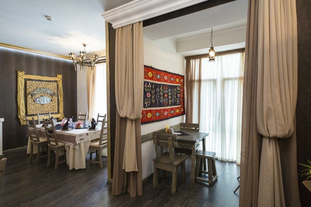 Фото Гостиница Бристоль Ейск-100 Гостиница Бристоль Ейск-100