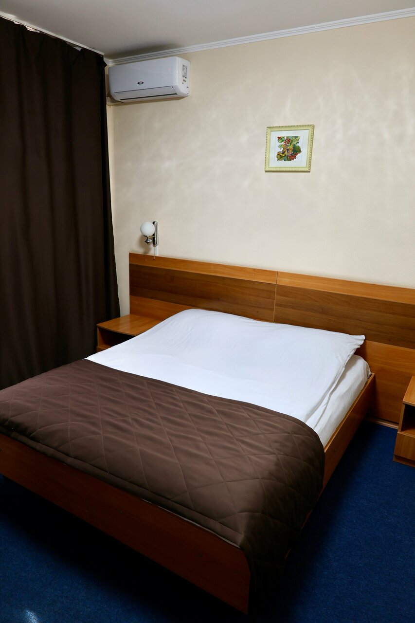 Фото Гостиница Бристоль Ейск-115 Гостиница Бристоль Ейск-115