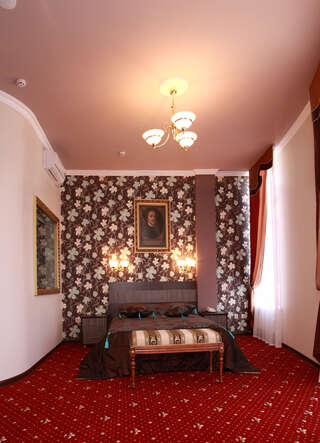 Фото Гостиница Бристоль Ейск Люкс с 1 спальней 1 Гостиница Бристоль Ейск Люкс с 1 спальней-1