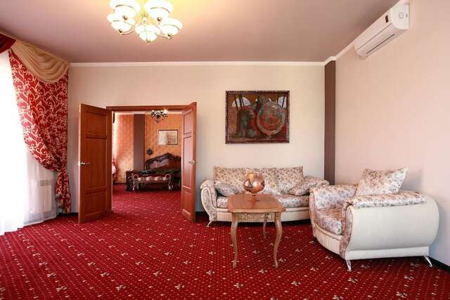 Фото Гостиница Бристоль Ейск-172 Гостиница Бристоль Ейск-172