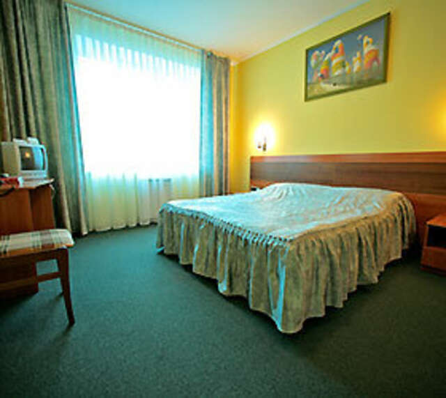 Фото Гостиница Бристоль Ейск-232 Гостиница Бристоль Ейск-232