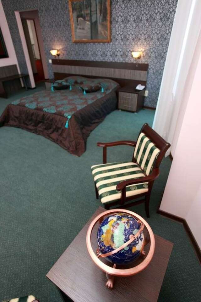 Фото Гостиница Бристоль Ейск-60 Гостиница Бристоль Ейск-60