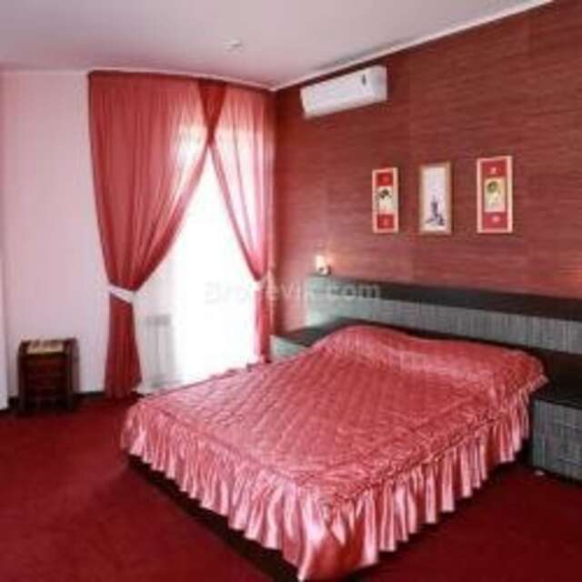 Фото Гостиница Бристоль Ейск-103 Гостиница Бристоль Ейск-103