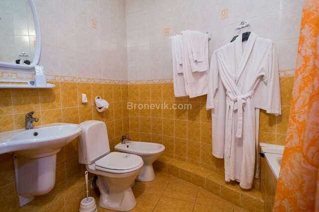 Фото Гостиница Бристоль Ейск-214 Гостиница Бристоль Ейск-214