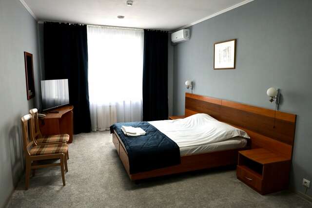 Фото Гостиница Бристоль Ейск-229 Гостиница Бристоль Ейск-229